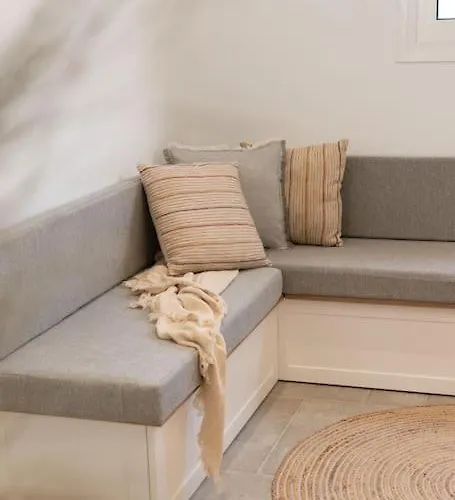 Estia * Αλυκανάς