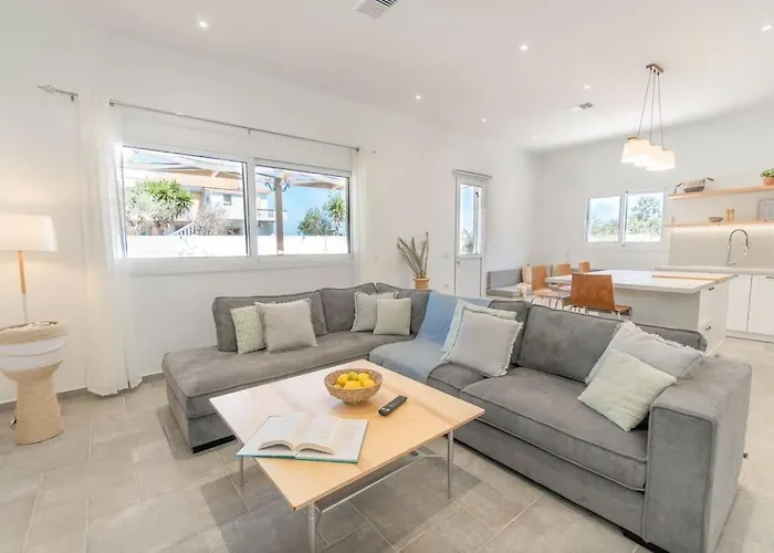 Estia * Αλυκανάς